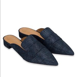 NWOB Tory Burch Navy Blue Pointed Mules sz 8M